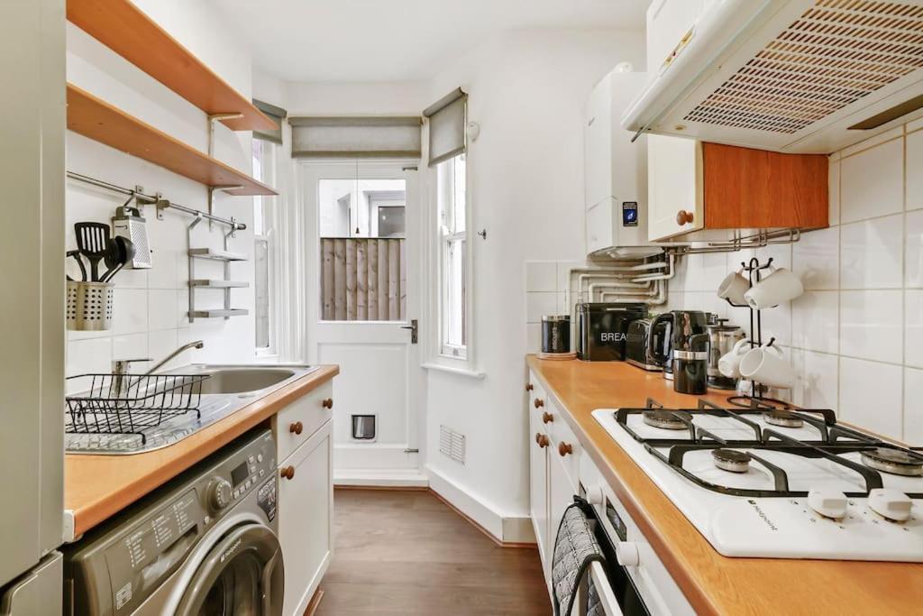 2 Bed Garden Flat Leyton Village 伦敦 外观 照片