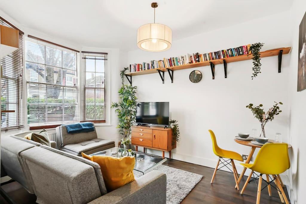 2 Bed Garden Flat Leyton Village 伦敦 外观 照片
