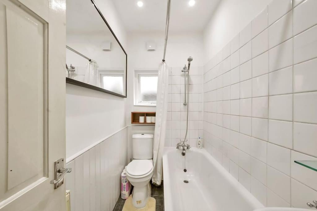 2 Bed Garden Flat Leyton Village 伦敦 外观 照片